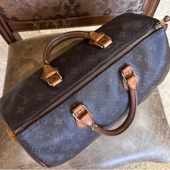 AUTHENTIC Louis Vuitton Speedy 35 bag/purse - Picture 2 of 9